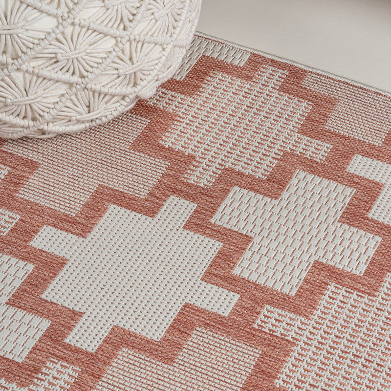 Cyrus Modern Geometric Tile Pattern Indoor/Outdoor Area Rug