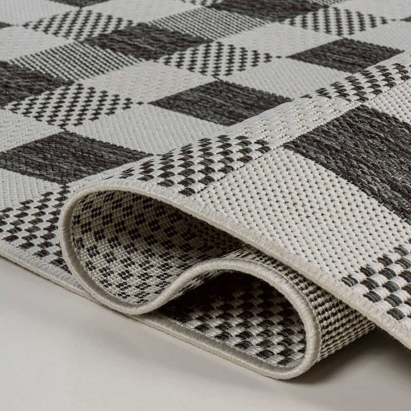 Darcy Traditional Geometric Bold Gingham Area Rug