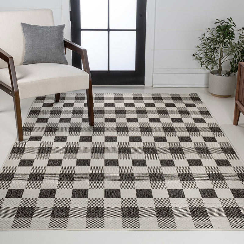 Darcy Traditional Geometric Bold Gingham Area Rug