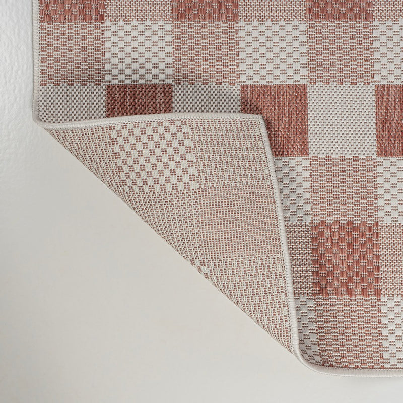 Darcy Traditional Geometric Bold Gingham Area Rug