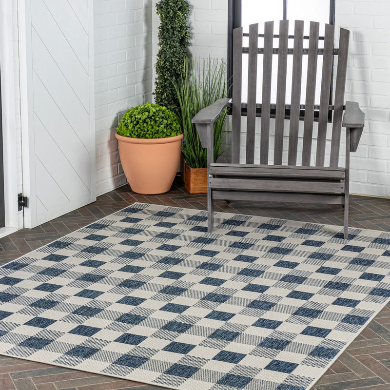 Darcy Traditional Geometric Bold Gingham Area Rug
