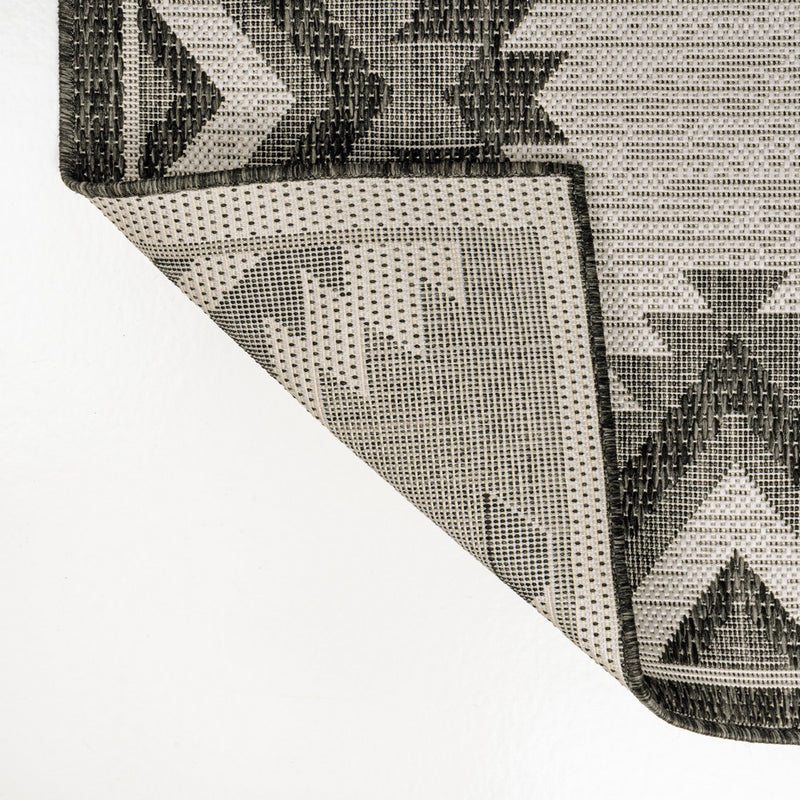 Lior Geometric Moroccan Diamond Area Rug