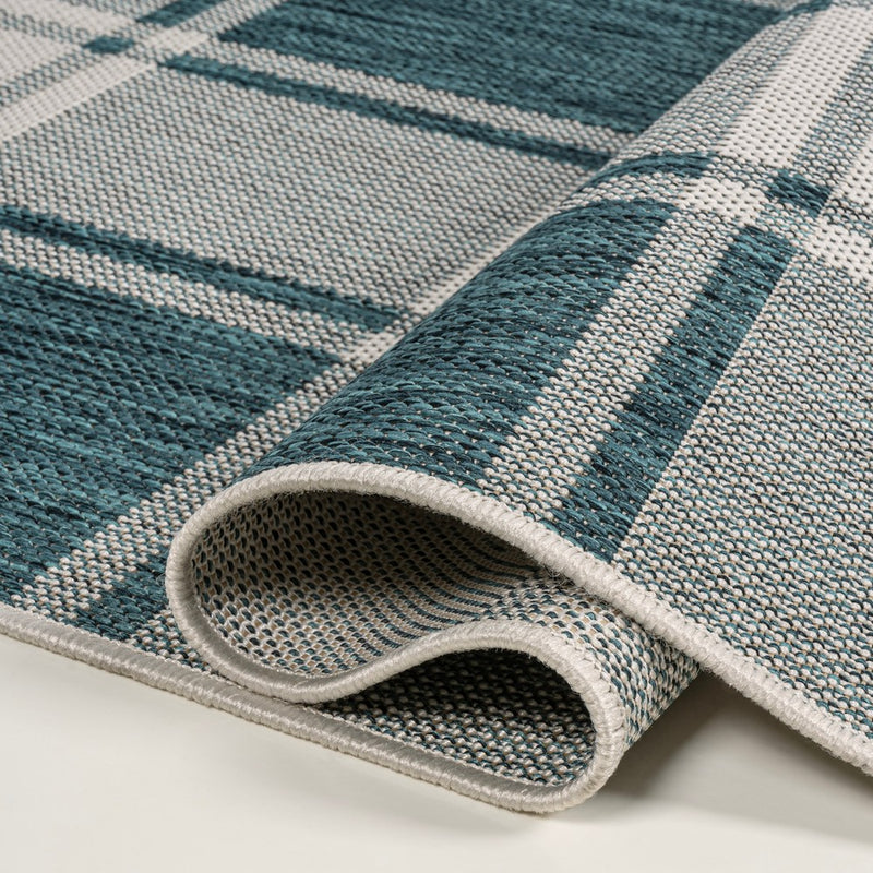 Sabine Traditional Farmhouse Bold Gingham Area Rug