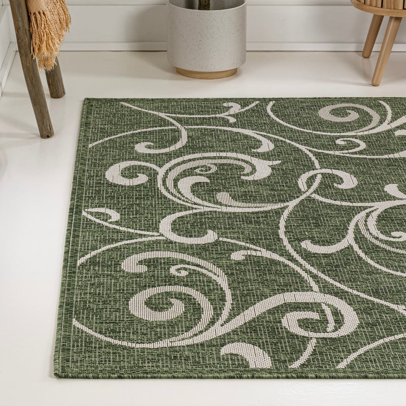 Maribel Traditional Classic All-Over Scroll Area Rug