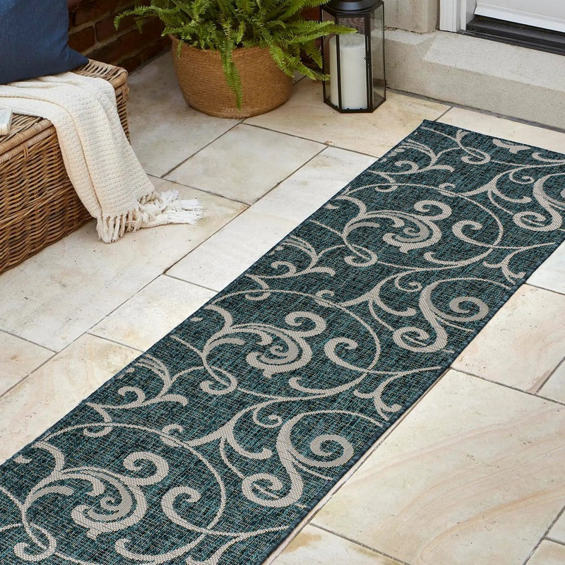 Maribel Traditional Classic All-Over Scroll Area Rug
