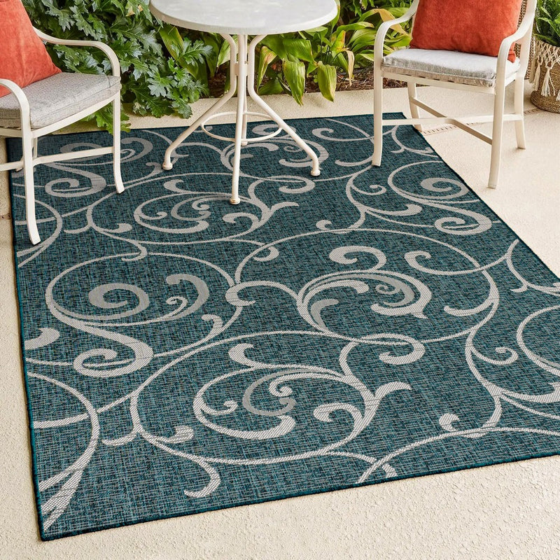Maribel Traditional Classic All-Over Scroll Area Rug