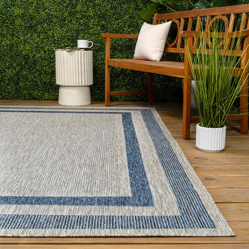 Dover Classic 3-Stripe Border Indoor/Outdoor Area Rug
