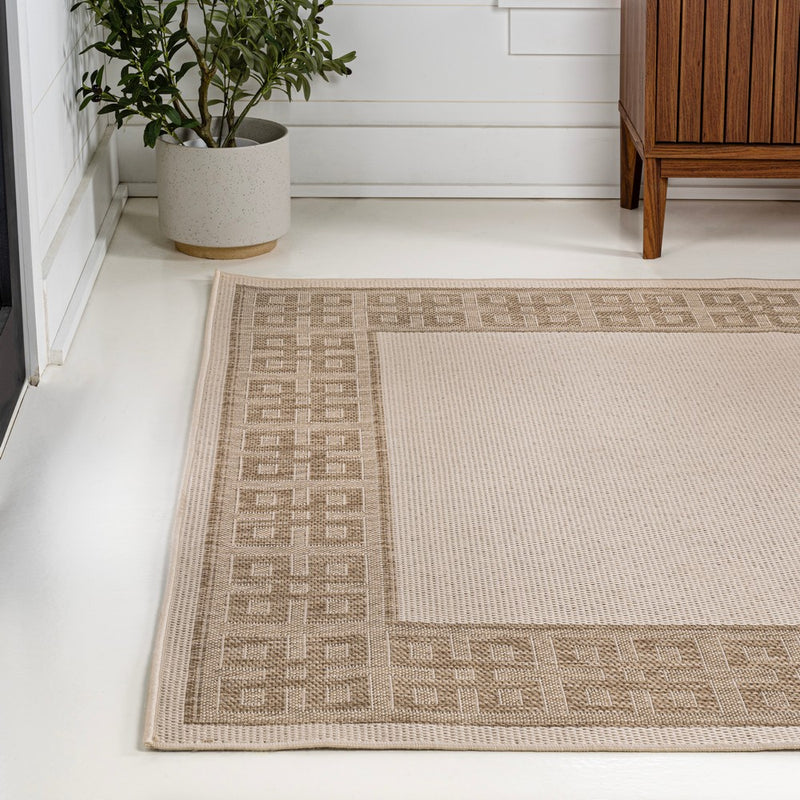 Athena Classic Geometric Border Indoor/Outdoor Area Rug