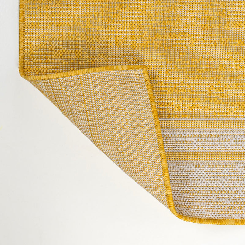 Alda Modern Minimalist Mingled Solid Indoor/Outdoor Area Rug