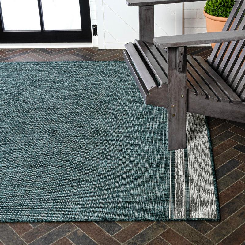 Alda Modern Minimalist Mingled Solid Indoor/Outdoor Area Rug