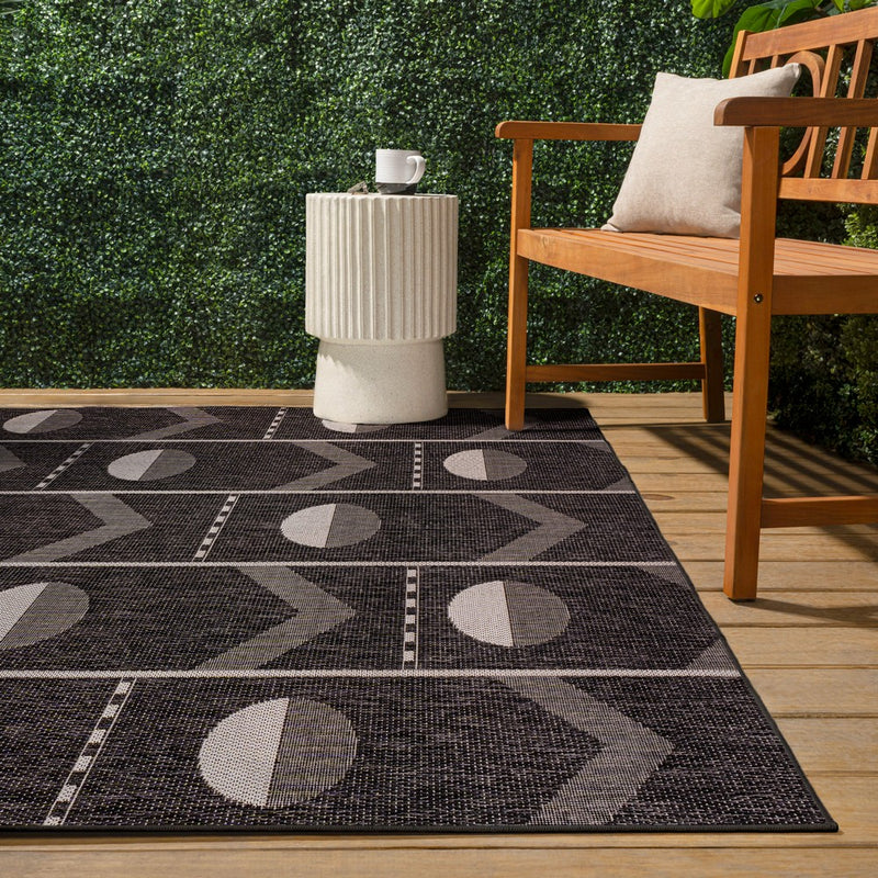 Soren Modern Geometric Indoor/Outdoor Area Rug