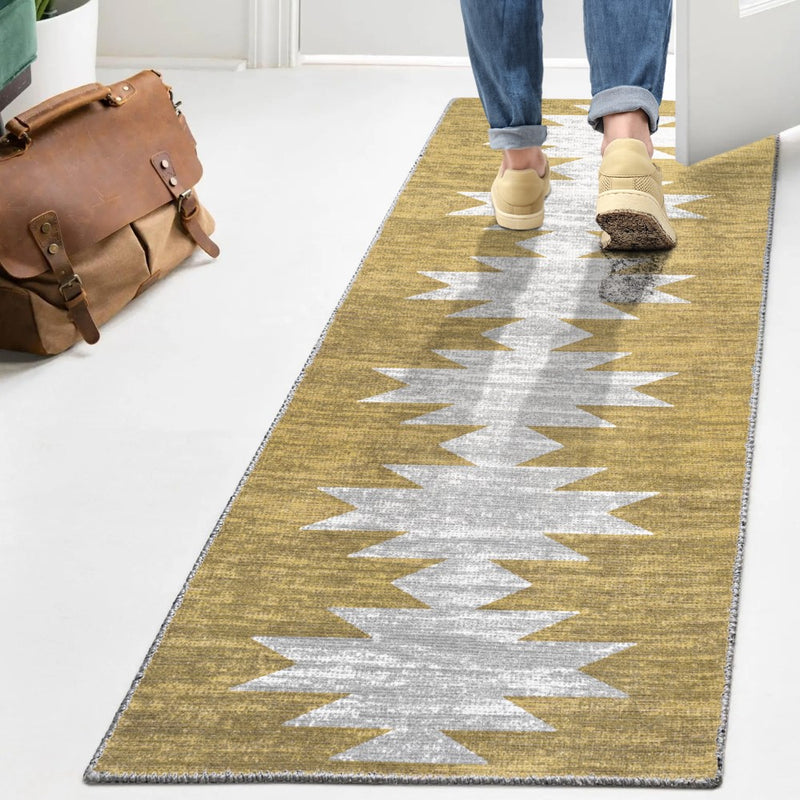 Chayton Minimalist Geometric Machine-washable Area Rug
