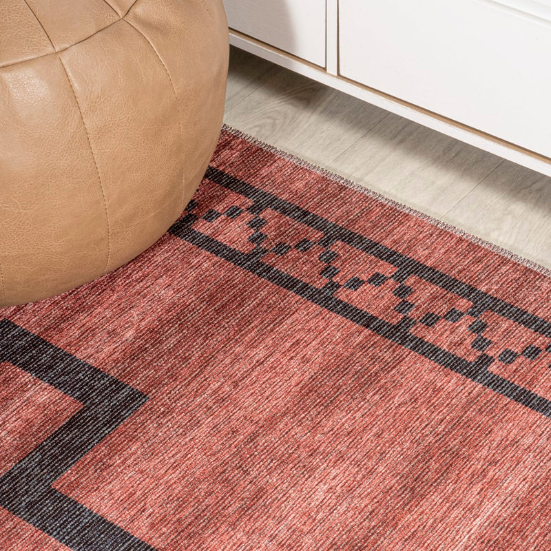 Korsa Geometric Medallion Machine-washable Area Rug