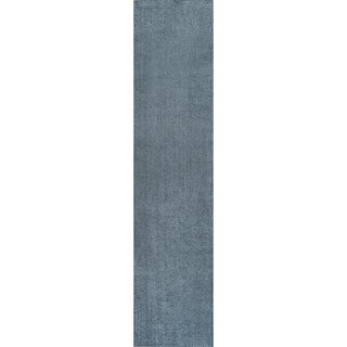 Twyla Classic Solid Low-Pile Machine-Washable Area Rug