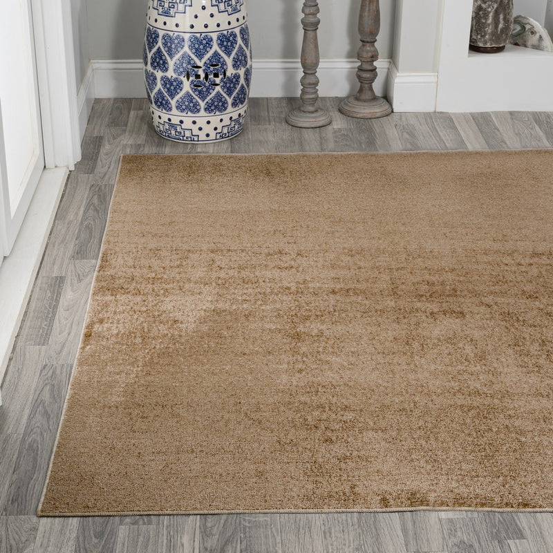 Twyla Classic Solid Low-Pile Machine-Washable Area Rug