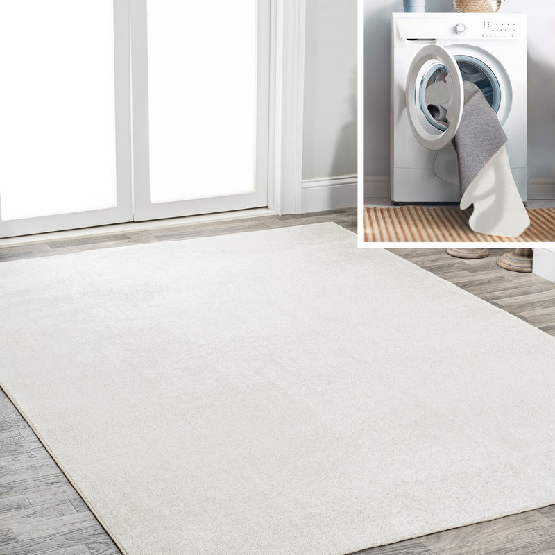 Twyla Classic Solid Low-Pile Machine-Washable Area Rug