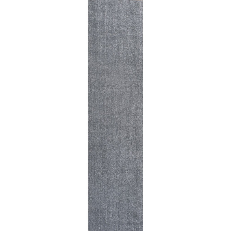 Twyla Classic Solid Low-Pile Machine-Washable Area Rug