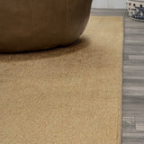 Twyla Classic Solid Low-Pile Machine-Washable Area Rug