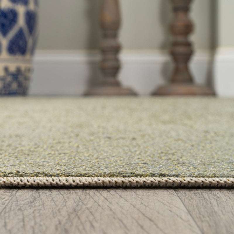 Twyla Classic Solid Low-Pile Machine-Washable Area Rug