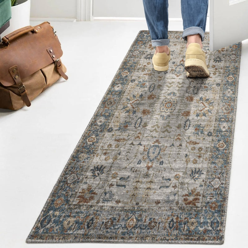 Hiero Persian Border Low-Pile Machine-Washable Area Rug