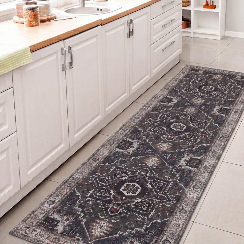 Sersi Ornate Large Medallion Border Non-slip Machine-washable Area Rug